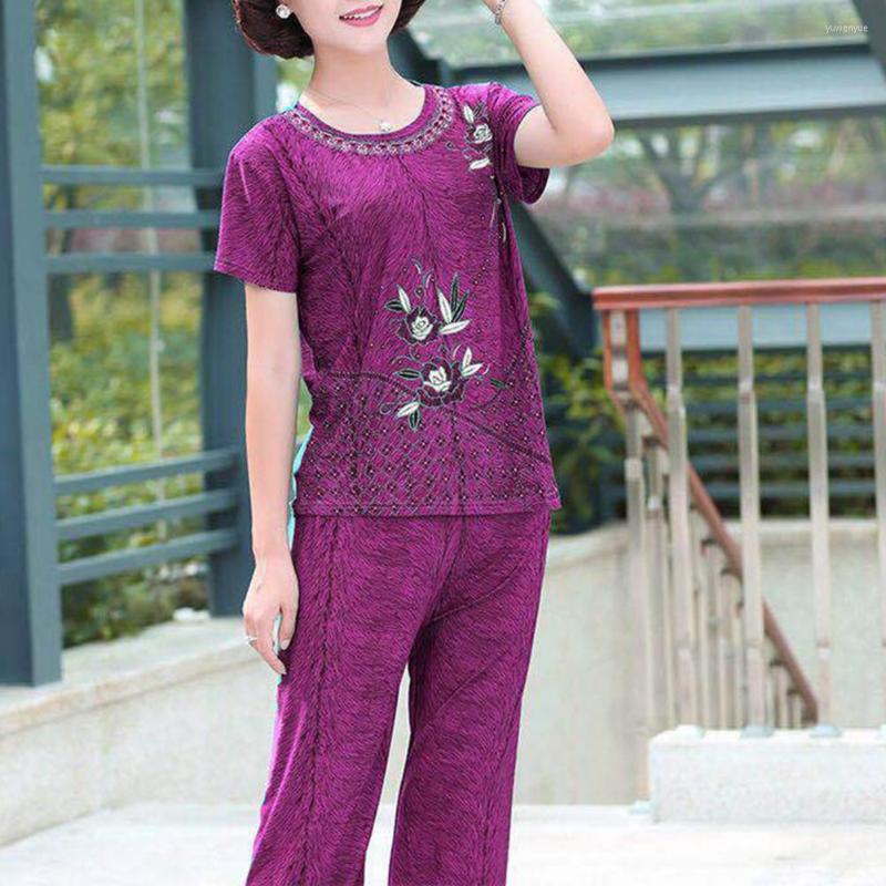 Women's Tracksuits Outfit Short Sleeve Women Pajamas Floral Print Top Pants Loose Homewear, Green
Women's Tracksuits Outfit Short Sleeve Women Pajamas Floral Print Top Pants Loose Homewear, Green