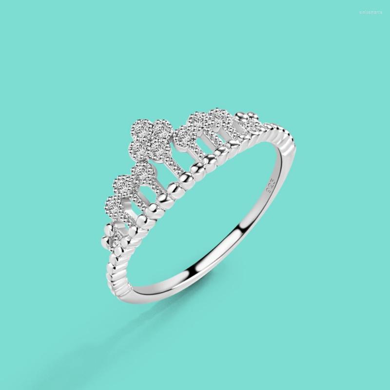 Cluster Rings Fine Jewelry Women's 925 Silver Ring Noble Cubic Zirconia Chic Crown Wedding Accessory Gift
Cluster Rings Fine Jewelry Women's 925 Silver Ring Noble Cubic Zirconia Chic Crown Wedding Accessory Gift