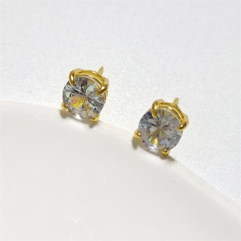 Unisex Diamond-Like Crystal Stud Earrings in 18K Gold Perfect Accessory