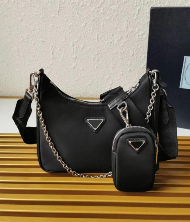 2022 Top Quality Canvas bags Luxury Bag Designer handbags for women shoulder bag lady Chest pack chains handbag Sacoche 1 Pieces C1506363, Khaki
2022 Top Quality Canvas bags Luxury Bag Designer handbags for women shoulder bag lady Chest pack chains handbag Sacoche 1 Pieces C1506363, Khaki