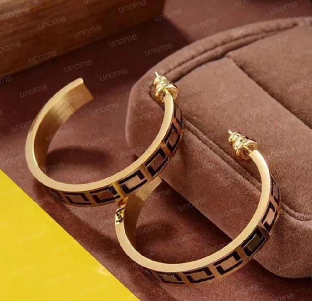 2022 Designer Gold Stud Earrings For Women Green Pendant Hoop Earring Luxurys Designers Unome F Letter Stud Earrings D2201261Z2114320
2022 Designer Gold Stud Earrings For Women Green Pendant Hoop Earring Luxurys Designers Unome F Letter Stud Earrings D2201261Z2114320