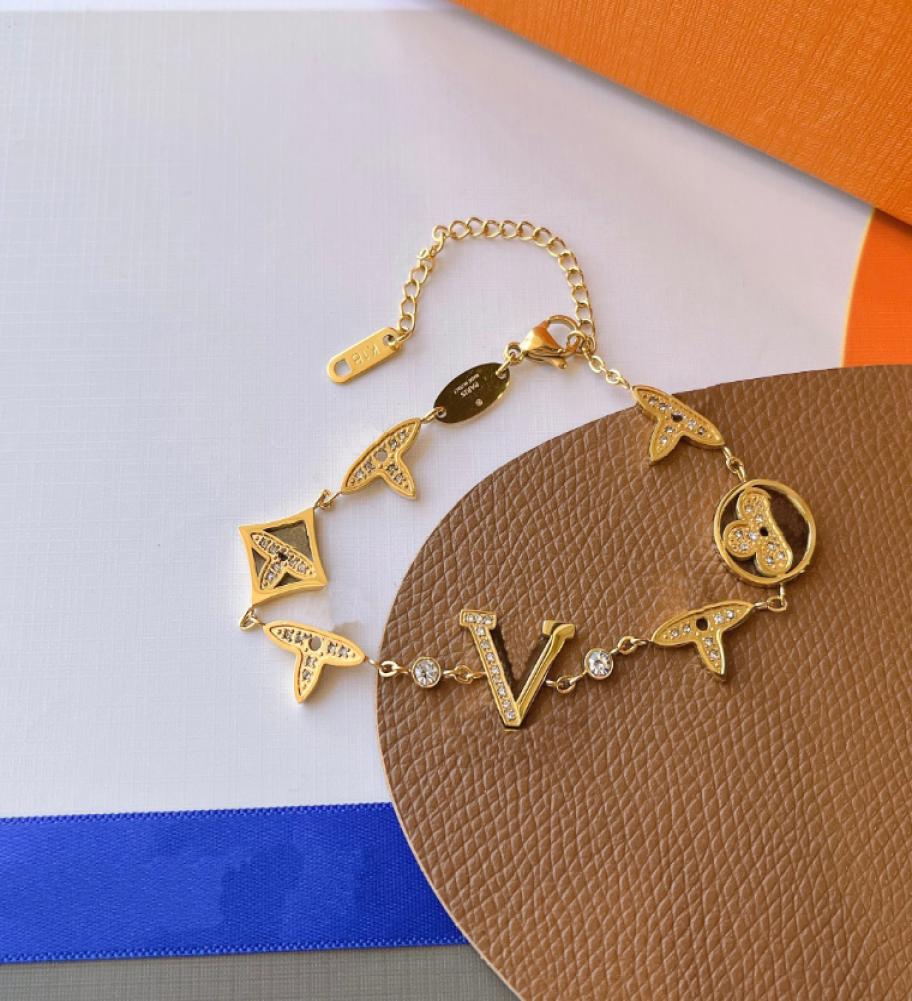 Designer Brand Bracelet Women Men Charm Link Chains Exquisite Luxury 18k Gold Plated Birthday Valentine039S Day Exclusive Gift1749346
Designer Brand Bracelet Women Men Charm Link Chains Exquisite Luxury 18k Gold Plated Birthday Valentine039S Day Exclusive Gift1749346