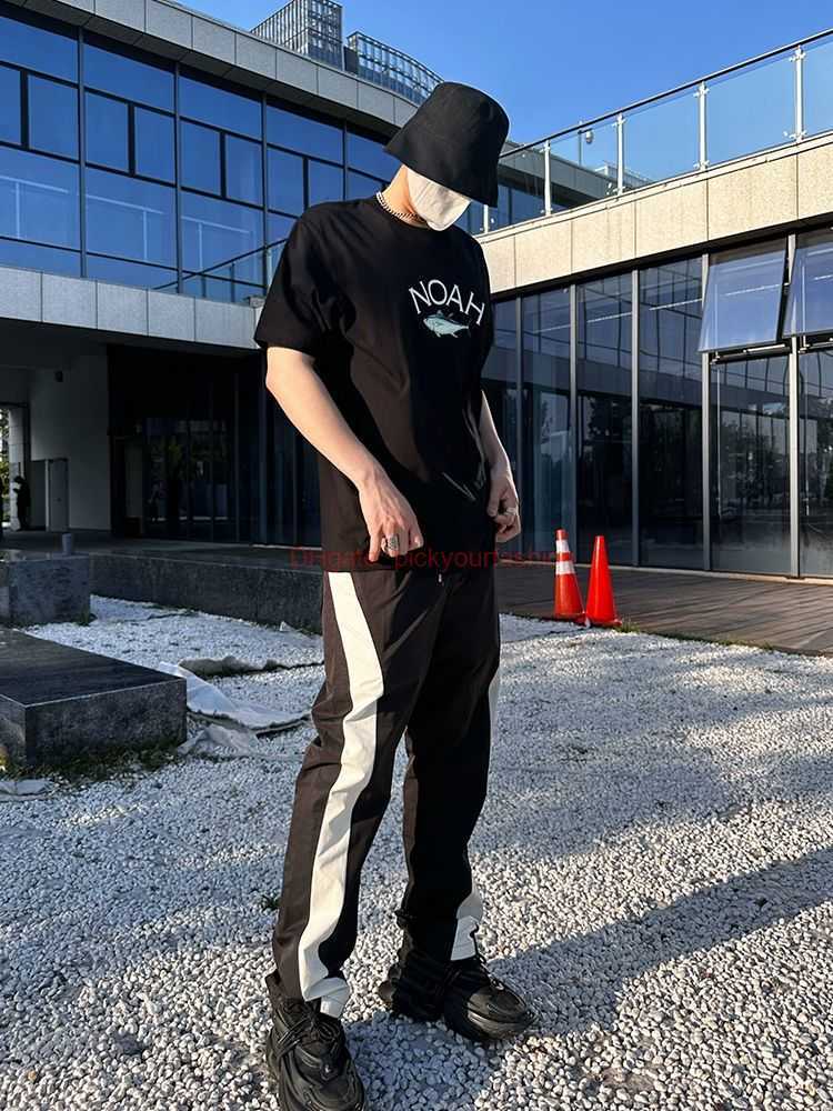 Designer Fashion Clothing Casual Pant Niche Trend Rhude Black White Patchwork Contrasting Drawstring Casual Loose Straight Leg Sports Pants Summer Breathable Men, Black and white mosaic
Designer Fashion Clothing Casual Pant Niche Trend Rhude Black White Patchwork Contrasting Drawstring Casual Loose Straight Leg Sports Pants Summer Breathable Men, Black and white mosaic