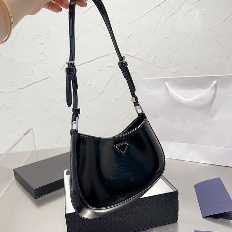 Designer Bag Women Cleo Shoulder Bag luxuryastore Smooth Leather Handbag Purse Fashion Metal Triangle Totes Underarm Hobo Bags Adjustable Strap Magnet Closure hot, #2
Designer Bag Women Cleo Shoulder Bag luxuryastore Smooth Leather Handbag Purse Fashion Metal Triangle Totes Underarm Hobo Bags Adjustable Strap Magnet Closure hot, #2