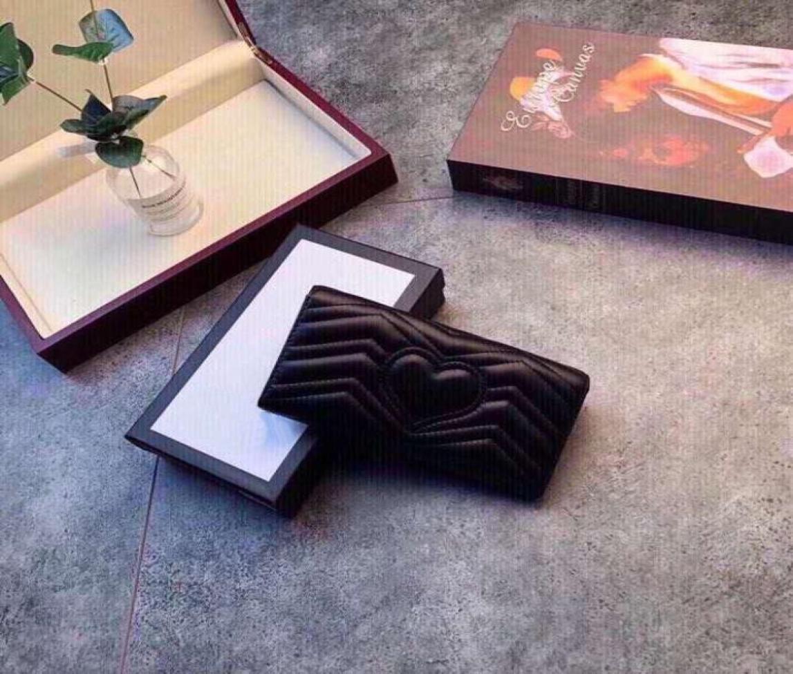 Luxury 3A highend classic heartshaped patterned wallet with box ladies genuine leather rectangular flip wallet clutch bag wholes2423161, Red
Luxury 3A highend classic heartshaped patterned wallet with box ladies genuine leather rectangular flip wallet clutch bag wholes2423161, Red
