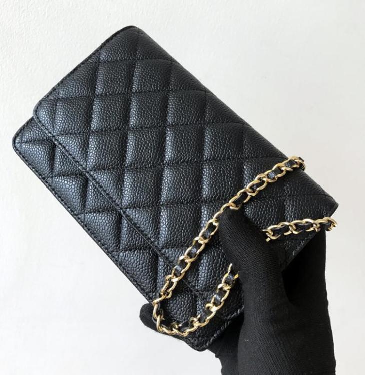 uxury brand woc fashion simple small square bag women039s designer high quality real leather chain mobile phone shoulder handba3081886, Lavender
uxury brand woc fashion simple small square bag women039s designer high quality real leather chain mobile phone shoulder handba3081886, Lavender
