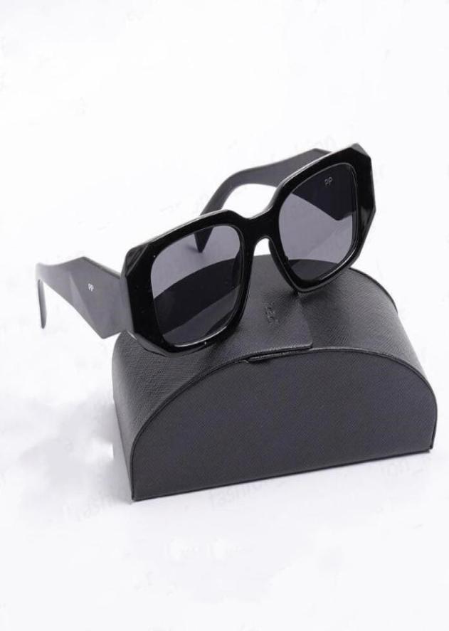 Fashion Designer Sunglasses Goggle Beach Sun Glasses For Man Woman 7 Color Optional Good Quality4287834
Fashion Designer Sunglasses Goggle Beach Sun Glasses For Man Woman 7 Color Optional Good Quality4287834