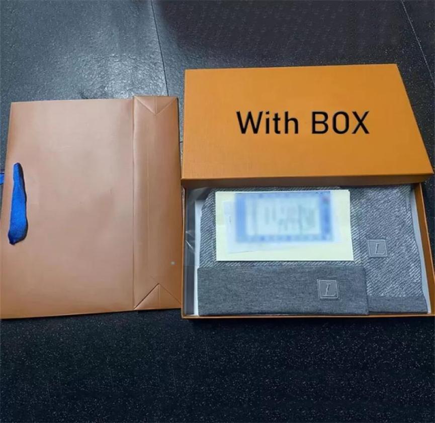 2022 New European American autumn and winter knitted 3 sets of crossborder hats scarves gloves and velvet outdoor solid color9288032
2022 New European American autumn and winter knitted 3 sets of crossborder hats scarves gloves and velvet outdoor solid color9288032