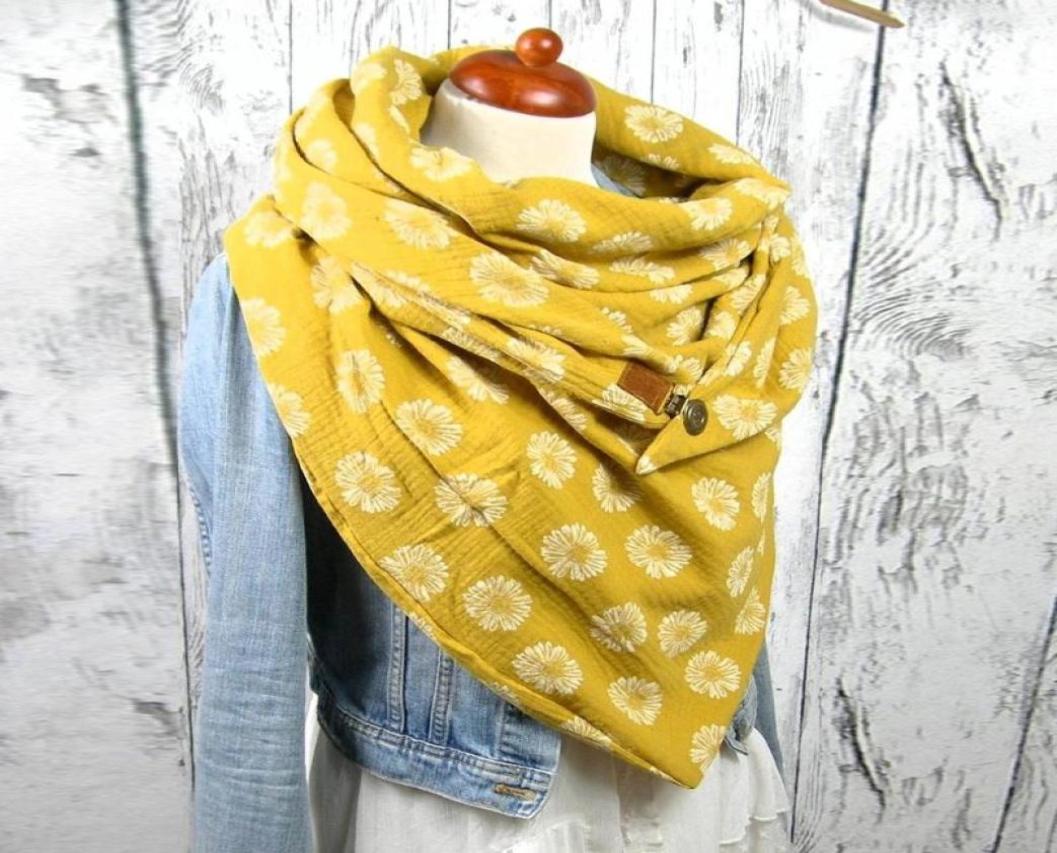 2020 Fashion Women Printing Button Soft Wrap Casual Warm Scarves Shawls European and American cashmere scarves7276236
2020 Fashion Women Printing Button Soft Wrap Casual Warm Scarves Shawls European and American cashmere scarves7276236