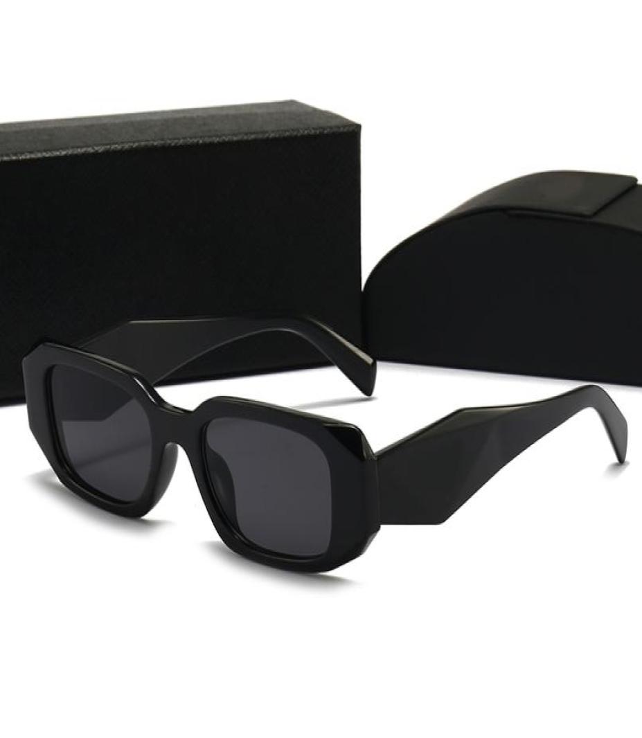 Whole luxury Sunglasses polaroid lens designer womens Mens Goggle senior Eyewear For Women eyeglasses frame Vintage Metal Sun 2474332
Whole luxury Sunglasses polaroid lens designer womens Mens Goggle senior Eyewear For Women eyeglasses frame Vintage Metal Sun 2474332