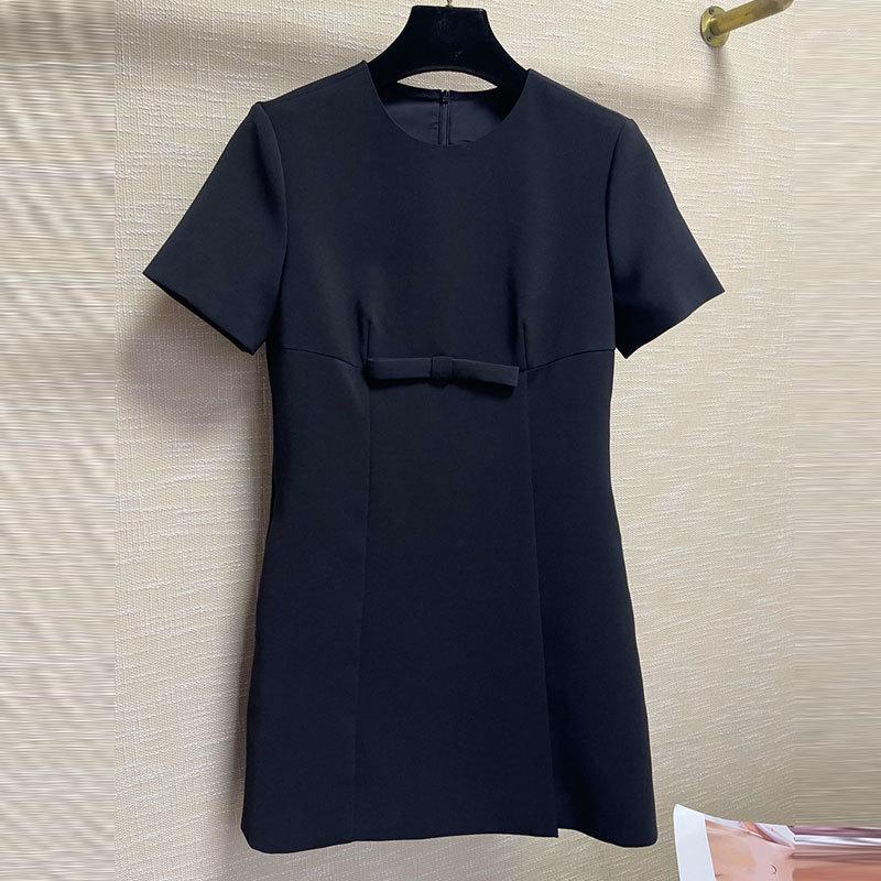 Casual Dresses 23Early Spring Silk Wool Dress Fashion Elegant Round Neck Bow Short Sleeve Temperament Women Waist High End Clothes, Black
Casual Dresses 23Early Spring Silk Wool Dress Fashion Elegant Round Neck Bow Short Sleeve Temperament Women Waist High End Clothes, Black