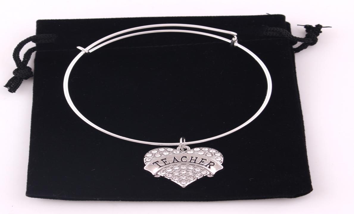 TX0010 Factory direct s heart shape colorful crystal adjustable bracelet Teacher dance niece letter charm bangles European Lad6998683
TX0010 Factory direct s heart shape colorful crystal adjustable bracelet Teacher dance niece letter charm bangles European Lad6998683