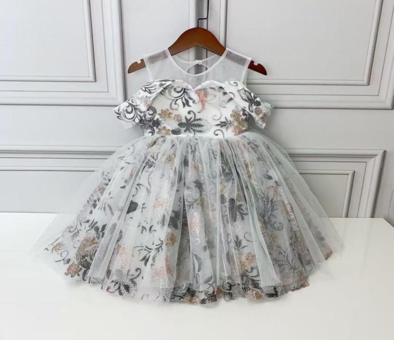 High Quality Baby Girl Dress Summer Kids Girls Lace Princess Dresses Fashion luxury Children Wedding Ball Gown2624307, White
High Quality Baby Girl Dress Summer Kids Girls Lace Princess Dresses Fashion luxury Children Wedding Ball Gown2624307, White