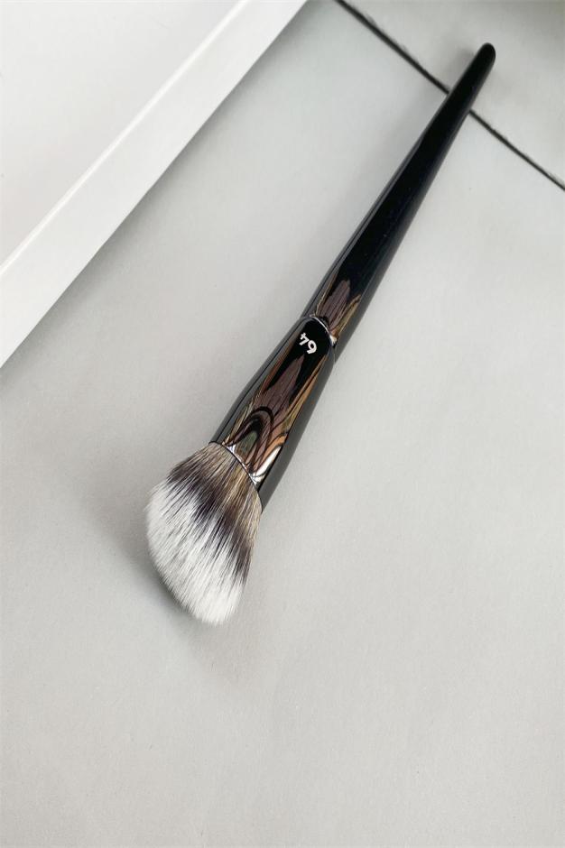 Pro Diffuser Foundation Makeup Brush 64 Black DualFiber Stippling Foundation Cream Beauty Cosmetics Blender Tool6445313
Pro Diffuser Foundation Makeup Brush 64 Black DualFiber Stippling Foundation Cream Beauty Cosmetics Blender Tool6445313