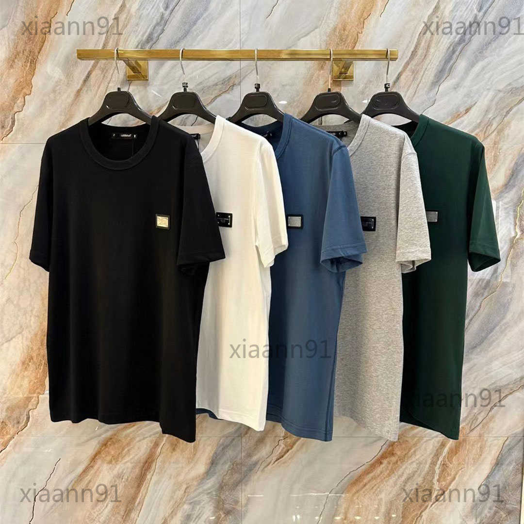 Designer Luxury brand Dg T shirt Mens and Women High quality cotton T shirt Summer fashion gold nameplate logo casual couple short sleeve oversized Sweatshirt
Designer Luxury brand Dg T shirt Mens and Women High quality cotton T shirt Summer fashion gold nameplate logo casual couple short sleeve oversized Sweatshirt