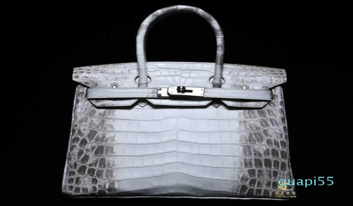 BIRKINS Crocodile Leather Panlong No 9 Himalayan 30cm pure hand sewn platinum bag leather business retro hand9825526, Black
BIRKINS Crocodile Leather Panlong No 9 Himalayan 30cm pure hand sewn platinum bag leather business retro hand9825526, Black