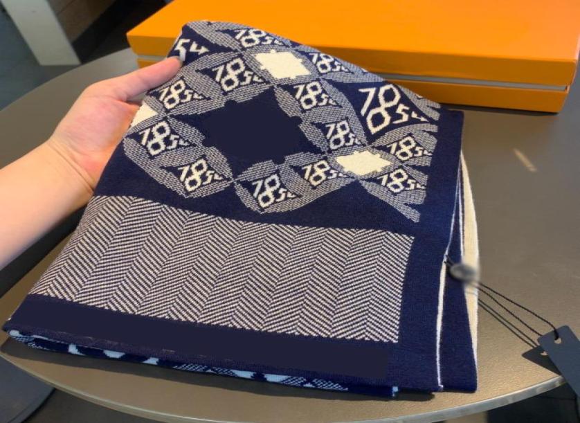 Franch Brand Old Flower Cashmere Jacquard Scarf For Women High Quality Knit Scarves Luxury Designer Letters Classic Lapel Head Sca1755367
Franch Brand Old Flower Cashmere Jacquard Scarf For Women High Quality Knit Scarves Luxury Designer Letters Classic Lapel Head Sca1755367