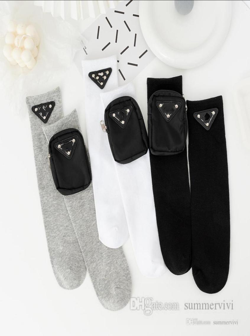 Designer kids letter triangle sports socks ins girls boys 34 knee high casual sock with purse children cotton breathable sox Q2914808720, White
Designer kids letter triangle sports socks ins girls boys 34 knee high casual sock with purse children cotton breathable sox Q2914808720, White