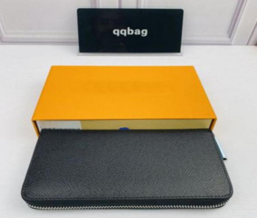 Classic print wallet handbag Vintage portable zipper small paper bag zero wallet chessboard multi choice design for men and women 5888851, Gold
Classic print wallet handbag Vintage portable zipper small paper bag zero wallet chessboard multi choice design for men and women 5888851, Gold