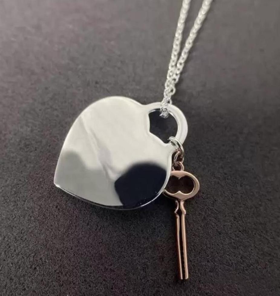 Top Quality Lady Pendant Necklace Women Designer Necklace Luxurys Designers Jewelry Heart Key Gold Silver Love Mens Gift D217314FF3837698
Top Quality Lady Pendant Necklace Women Designer Necklace Luxurys Designers Jewelry Heart Key Gold Silver Love Mens Gift D217314FF3837698
