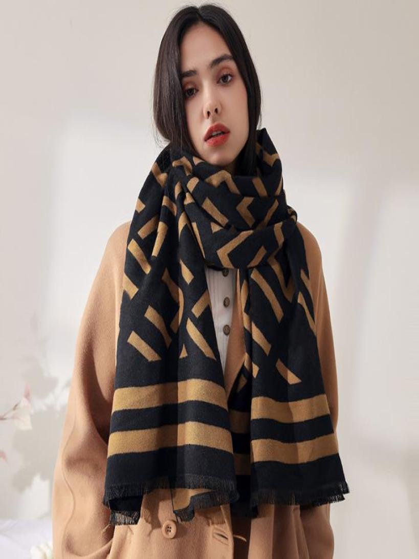70180cm Designer Autumn Winter Casual Bussiness Men Women Scarf Cashmere Scarves Plaid Cotton Shawl Wraps Printed Embroidery Luxu9968818
70180cm Designer Autumn Winter Casual Bussiness Men Women Scarf Cashmere Scarves Plaid Cotton Shawl Wraps Printed Embroidery Luxu9968818