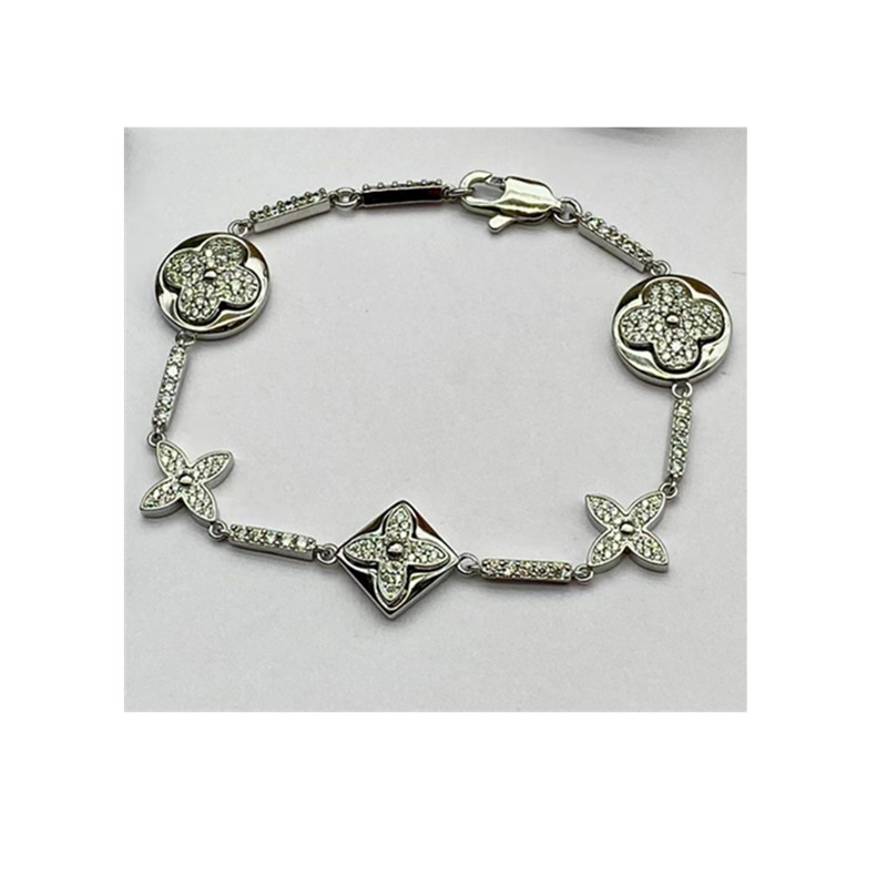 Gold Chain designer jewelry bracelet men gold jewelry charm bracelet rose fashion bracelet golden cuff party women's luxury braceles men and women unive
Gold Chain designer jewelry bracelet men gold jewelry charm bracelet rose fashion bracelet golden cuff party women's luxury braceles men and women unive
