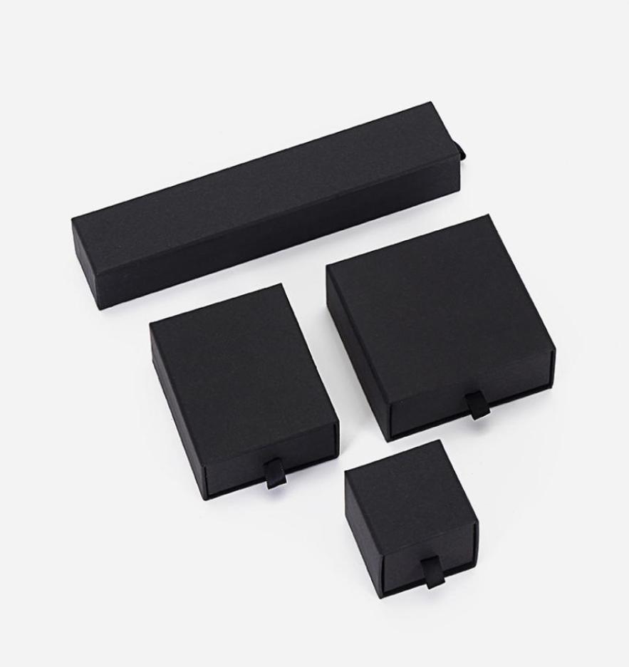 DDisplayClassic Style Black Jewelry Set Box Wedding Ring Case Necklace Gift Package Earring Studs Packing Bracelet Drawer Bo2856044
DDisplayClassic Style Black Jewelry Set Box Wedding Ring Case Necklace Gift Package Earring Studs Packing Bracelet Drawer Bo2856044