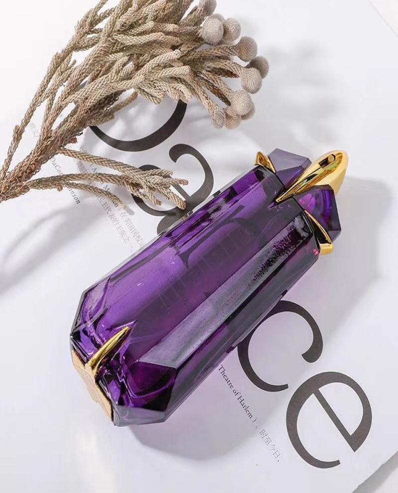 Luxury Brand Women Perfume 90ml Eau De Parfume Alien long Lasting Fragrance Deodorant Fragrances Spray good smell fast delivery2491928
Luxury Brand Women Perfume 90ml Eau De Parfume Alien long Lasting Fragrance Deodorant Fragrances Spray good smell fast delivery2491928