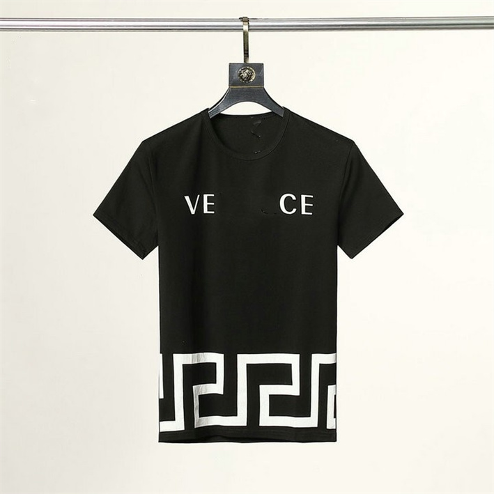 Men's T-Shirts designer band t shirts fashion black white short sleeve luxury letter pattern t shirt size M-XXXL B20
Men's T-Shirts designer band t shirts fashion black white short sleeve luxury letter pattern t shirt size M-XXXL B20