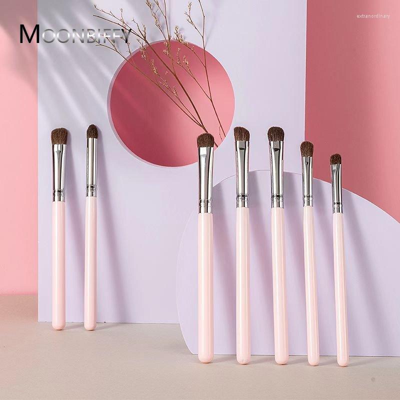 Makeup Brushes 7Pcs Set Women Beauty Cosmetics Tool Blush Eye Shadow Blending Short Shader For Kit Maquiagem
Makeup Brushes 7Pcs Set Women Beauty Cosmetics Tool Blush Eye Shadow Blending Short Shader For Kit Maquiagem