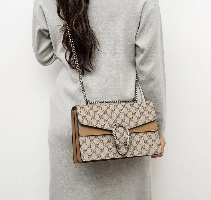 Classic Top Chain Fashion luxury Designers Bags Messenger handbags lady women bag Wallets Hobo purses Famous Designer louis Purse vutton Crossbody viuton, Extra fee (are not sold separat)
Classic Top Chain Fashion luxury Designers Bags Messenger handbags lady women bag Wallets Hobo purses Famous Designer louis Purse vutton Crossbody viuton, Extra fee (are not sold separat)