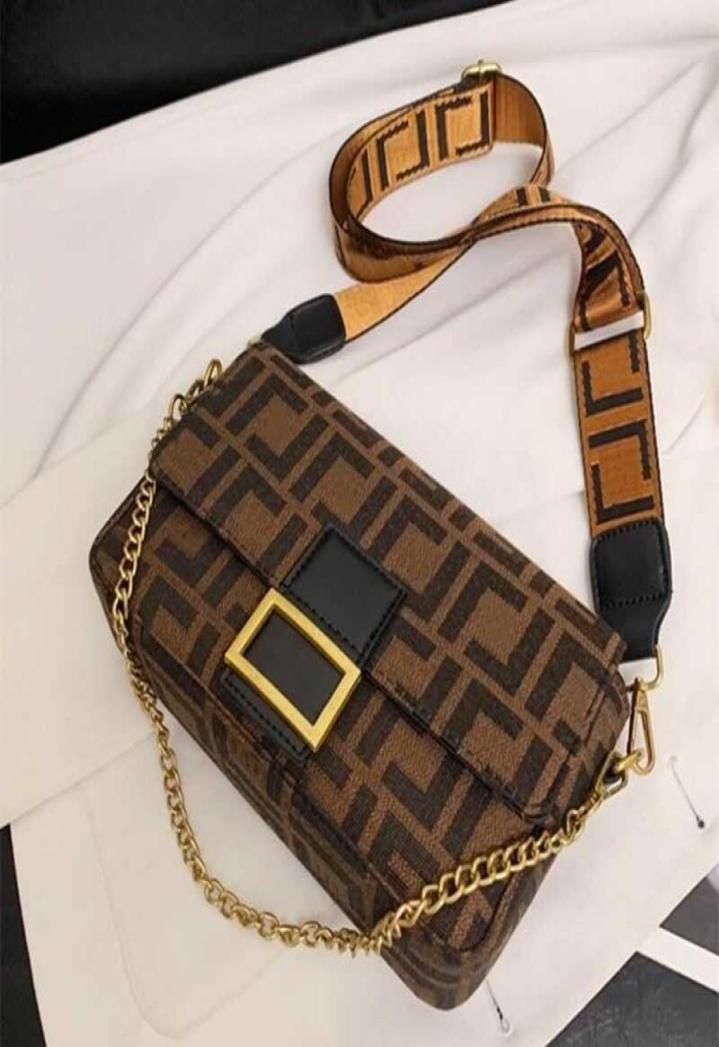 Designer Bag women fashion Top Handle quality crossbody shoulder strap Beach handbag fendyity letter Roma Travel Luxury fendace pu8991631, Sky blue
Designer Bag women fashion Top Handle quality crossbody shoulder strap Beach handbag fendyity letter Roma Travel Luxury fendace pu8991631, Sky blue