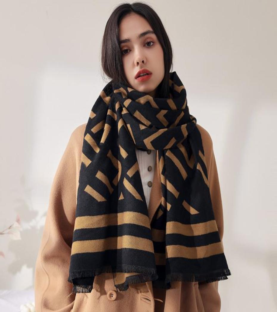 70180cm Designer Autumn Winter Casual Bussiness Men Women Scarf Cashmere Scarves Plaid Cotton Shawl Wraps Printed Embroidery Luxu2234094
70180cm Designer Autumn Winter Casual Bussiness Men Women Scarf Cashmere Scarves Plaid Cotton Shawl Wraps Printed Embroidery Luxu2234094