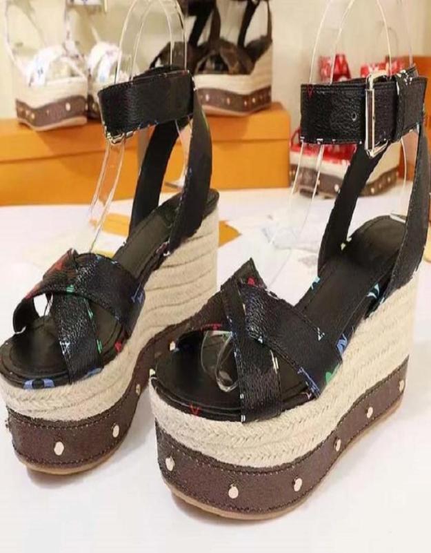 High quality spring wedge Sandals Classics slippers summer flat sandals slides Fashion leather beach shoes sh02 L015546897, Sky blue
High quality spring wedge Sandals Classics slippers summer flat sandals slides Fashion leather beach shoes sh02 L015546897, Sky blue