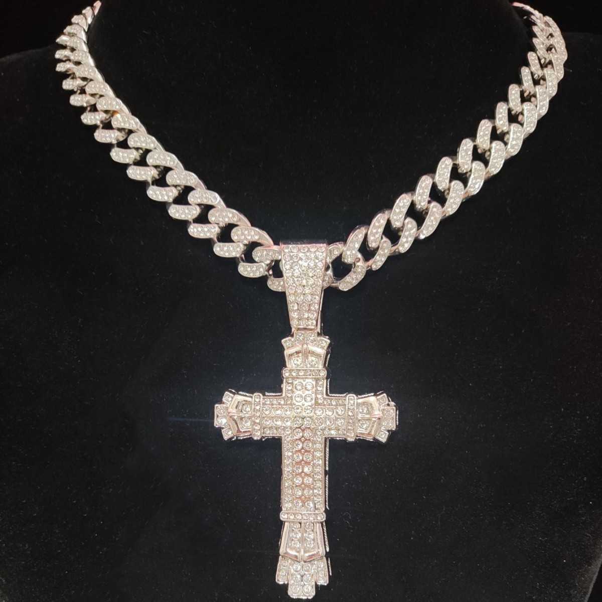 Men Hip Hop Cross Pendant Necklace with 13mm Cuban Chain Iced Out Bling Hiphop Necklaces Fashion Vintage Jewelry Gifts
Men Hip Hop Cross Pendant Necklace with 13mm Cuban Chain Iced Out Bling Hiphop Necklaces Fashion Vintage Jewelry Gifts