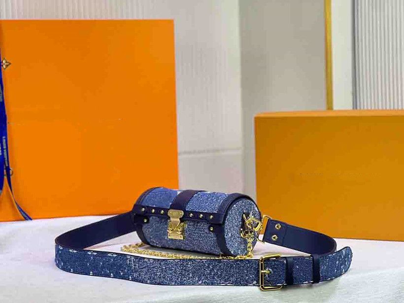 Designers Bags Papillon Trunk Chain Flap Handbag Luxurys Paris Summer Flowers Denim Leather Pillow Handbags Clutch Shoulder Bag, Blue
Designers Bags Papillon Trunk Chain Flap Handbag Luxurys Paris Summer Flowers Denim Leather Pillow Handbags Clutch Shoulder Bag, Blue