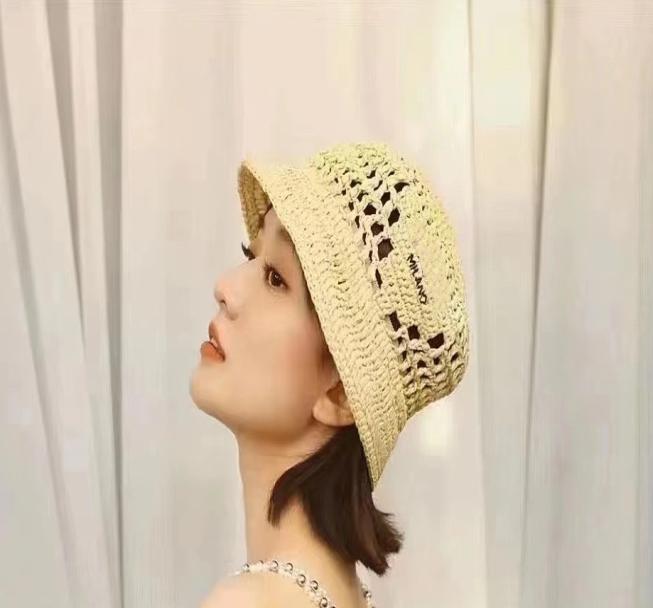 Luxury Top Summer Bucket Hat New Women039s Letter Logo Decorative Straw Hollow Bucket Hat Sun Hats1913018, Red
Luxury Top Summer Bucket Hat New Women039s Letter Logo Decorative Straw Hollow Bucket Hat Sun Hats1913018, Red