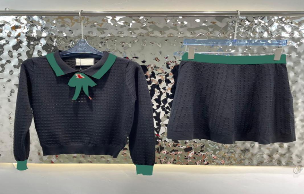 Tide Brand Bow Shirts Dress Spring Fall Hollow Tracksuits Set Women Personality Knit Shirt Skirt 2 Colors Two Piece Dress2931462, White
Tide Brand Bow Shirts Dress Spring Fall Hollow Tracksuits Set Women Personality Knit Shirt Skirt 2 Colors Two Piece Dress2931462, White