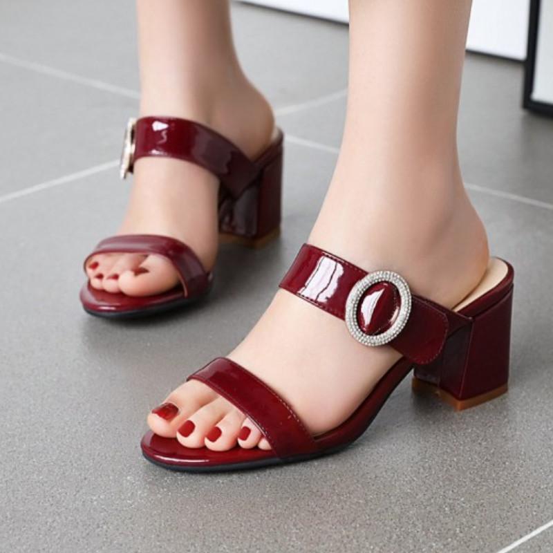 Sandals Fanyuan Size 33-50 Women High Heel Bling Crystal Ladies Shoes Chunky Female's Summer Footwear Solid, Wine
Sandals Fanyuan Size 33-50 Women High Heel Bling Crystal Ladies Shoes Chunky Female's Summer Footwear Solid, Wine