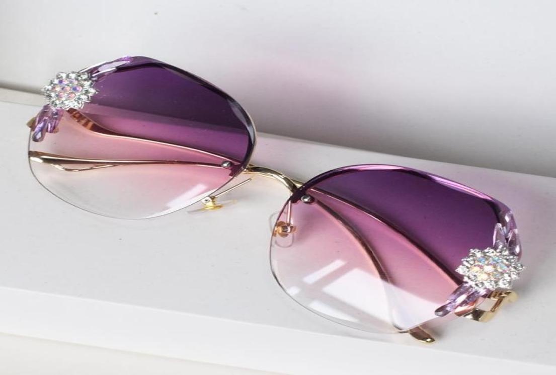 Sunglasses Irregular Fashion Rimless Luxury Women Brand Designer Bling Rhinestone Sun Glasses Vintage Shades Gafas De Sol2006209
Sunglasses Irregular Fashion Rimless Luxury Women Brand Designer Bling Rhinestone Sun Glasses Vintage Shades Gafas De Sol2006209