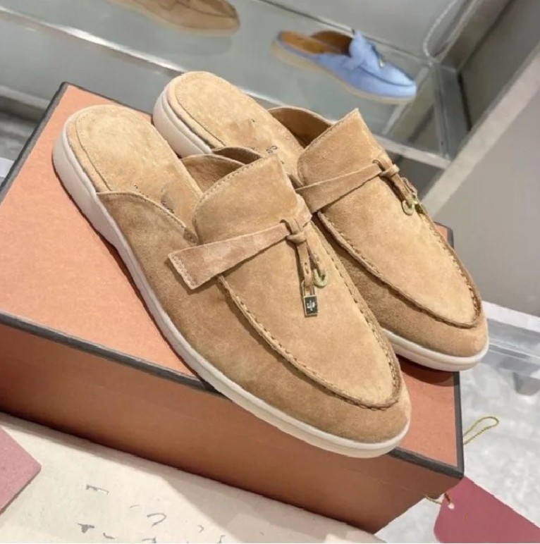 For Womens Loro Piana Casual Slippers Classic Sandals Loafers Shoes Flat Slides Slipper Designers High Elastic Beef Tendon Bottom Size 36-46 Box, 12
For Womens Loro Piana Casual Slippers Classic Sandals Loafers Shoes Flat Slides Slipper Designers High Elastic Beef Tendon Bottom Size 36-46 Box, 12
