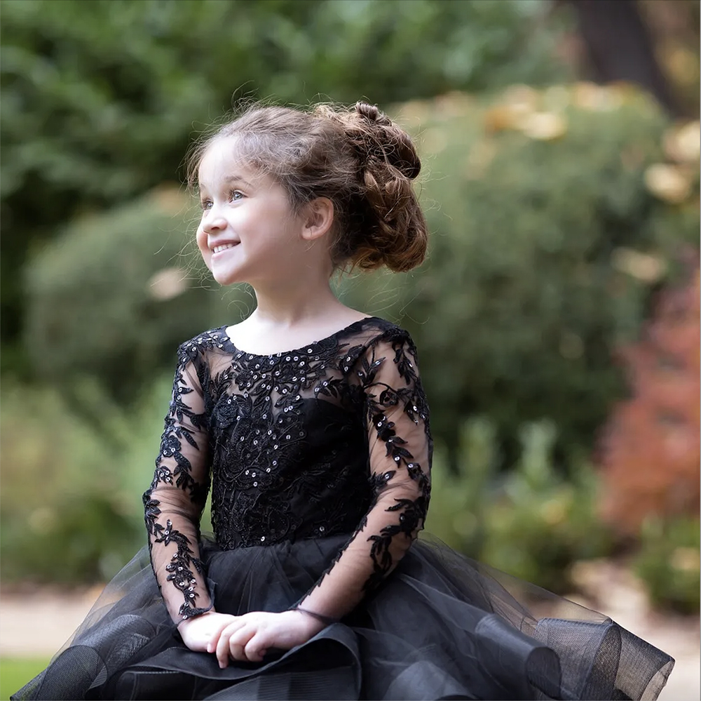 Princess Flower Girls Dresses Ruffles Pluffy Organza Long Wedding Party Gowns Lace Appliques Sequins Beaded Ball Gown Kids Brithday Party Dress Custom