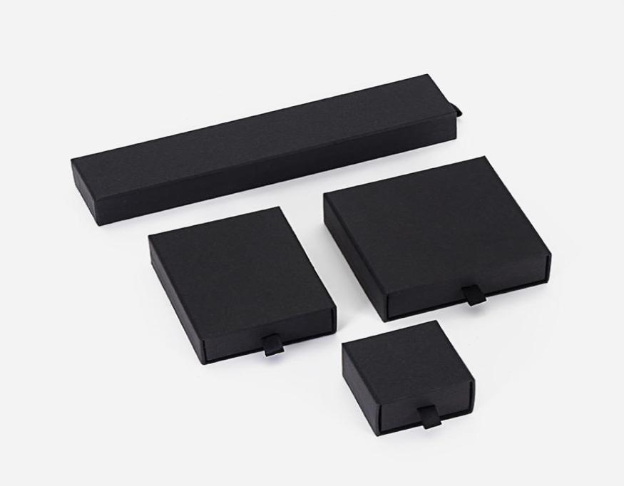 DDisplayClassic Style Black Jewelry Set Box Wedding Ring Case Necklace Gift Package Earring Studs Packing Bracelet Drawer Bo6497718
DDisplayClassic Style Black Jewelry Set Box Wedding Ring Case Necklace Gift Package Earring Studs Packing Bracelet Drawer Bo6497718
