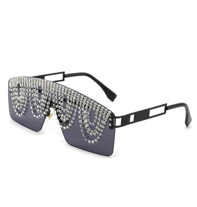Sunglasses Luxury Oversized Rhinestone Women Diamond Tassel Ladies OnePiece Sun Glasses Big Frame Brand Designer Retro Eyewear9290373
Sunglasses Luxury Oversized Rhinestone Women Diamond Tassel Ladies OnePiece Sun Glasses Big Frame Brand Designer Retro Eyewear9290373