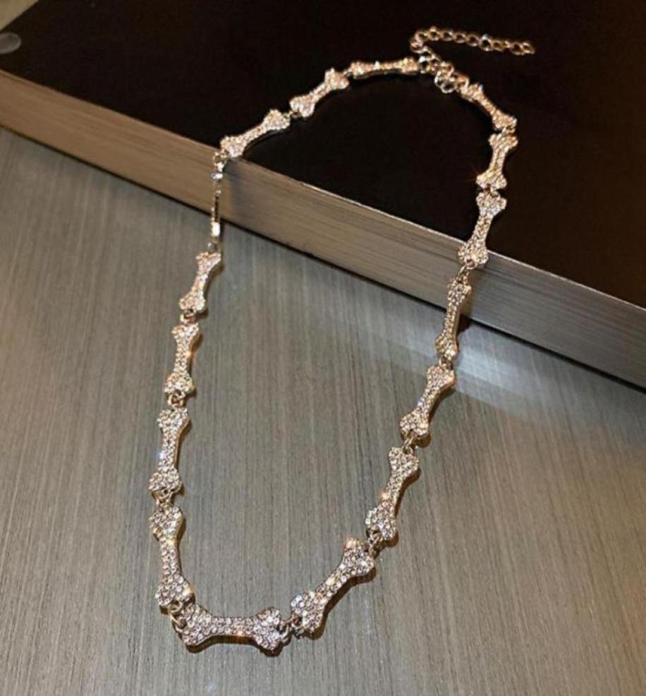 Pendant Necklaces Sweater Chain Rhinestone Geometry Luxury Korean Style Necklace Dog Bone Women Female Clavicle88620112967116
Pendant Necklaces Sweater Chain Rhinestone Geometry Luxury Korean Style Necklace Dog Bone Women Female Clavicle88620112967116