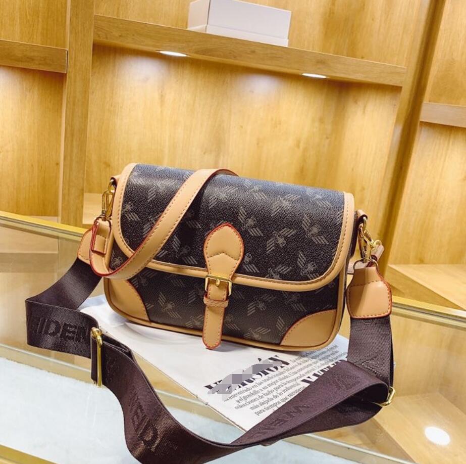 Classic Luxury Chain Fashion 2023 Plaid Flower Brand Wallet Vintage Ladies Brown Leather Handbag designer shoulder bag with box
Classic Luxury Chain Fashion 2023 Plaid Flower Brand Wallet Vintage Ladies Brown Leather Handbag designer shoulder bag with box