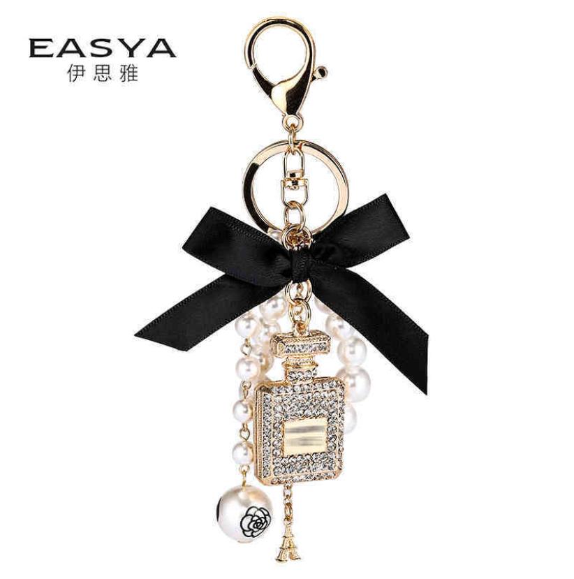 Keychains 2022 Korean version creative hand pendant diamond perfume bottle alloy keychain bow tie pearl pendant3761841
Keychains 2022 Korean version creative hand pendant diamond perfume bottle alloy keychain bow tie pearl pendant3761841