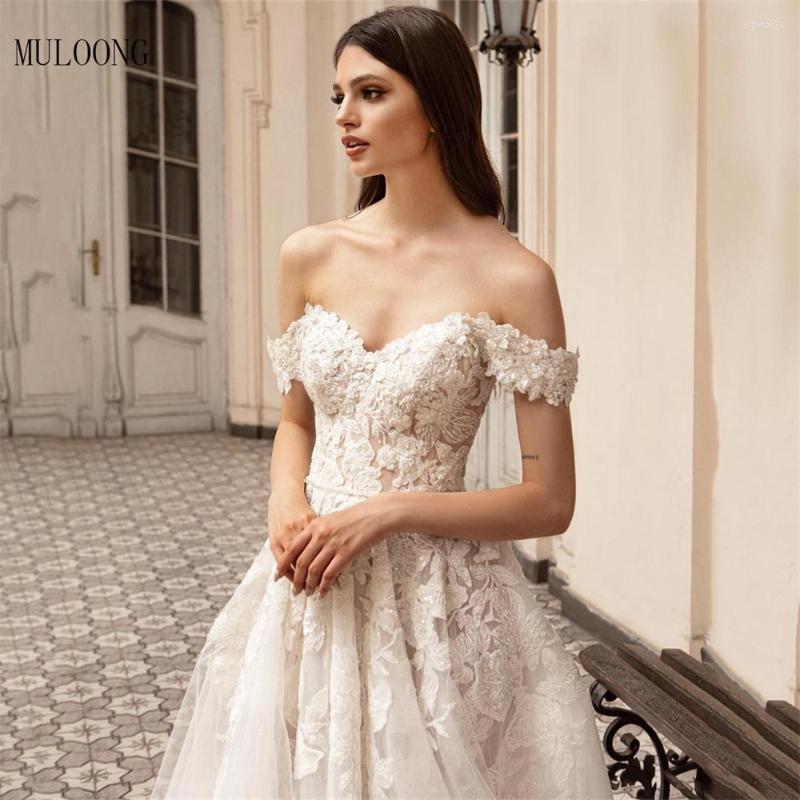 Wedding Dress MULOONG Elegant Off The Shoulder Sweetheart Lace Appliques Floor Length Pleat Sweep Train Gowns Vestidos De Novia, Multi
Wedding Dress MULOONG Elegant Off The Shoulder Sweetheart Lace Appliques Floor Length Pleat Sweep Train Gowns Vestidos De Novia, Multi