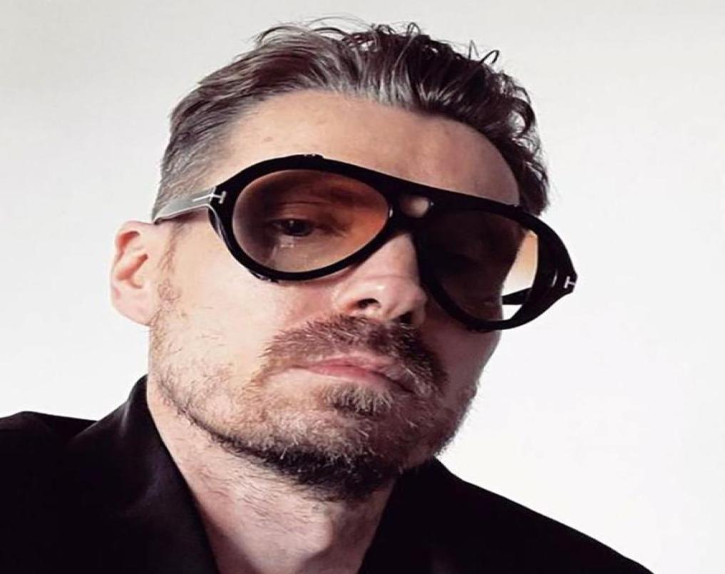 Sunglasses 2021 Fashion Cool NEUGHMAN Navigator Style SteamPunk Men Women Punk Side Shield Brand Design Sun Glasses FT11013331581
Sunglasses 2021 Fashion Cool NEUGHMAN Navigator Style SteamPunk Men Women Punk Side Shield Brand Design Sun Glasses FT11013331581
