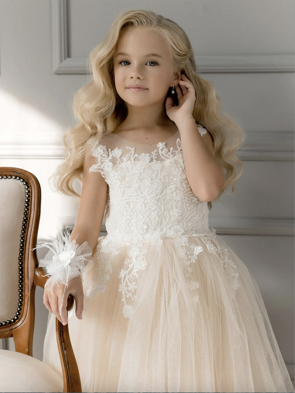 Cute Champagne Lace Flower Girl Dress Bows Children's First Communion Dress Princess Formal Tulle Ball Gown Wedding Party Dress 4-8 years